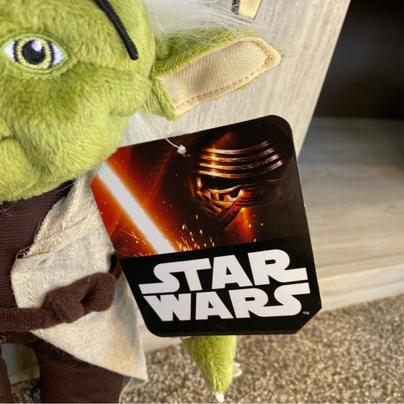 Star Wars Plush Jedi Master Yoda with Zip Pocket 12" Plush 2015 - Picture 5 of 9